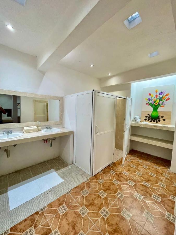 Hotel La Catedral Merida Luaran gambar
